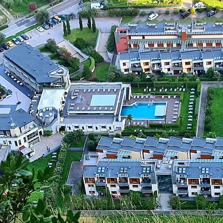 Garda Lake Aloha Apartments Torbole Sul Garda Eksteriør billede