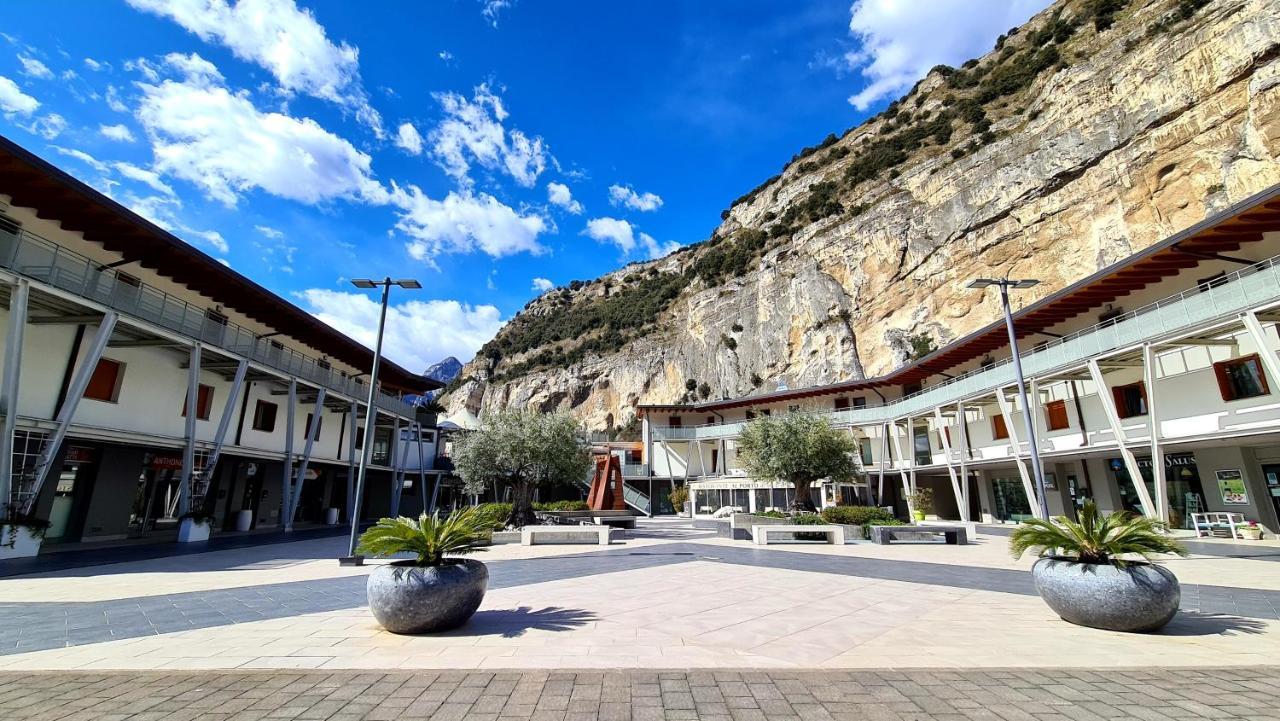 Garda Lake Aloha Apartments Torbole Sul Garda Eksteriør billede