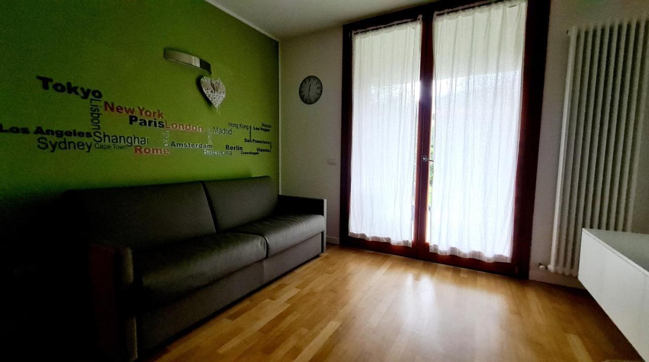 Garda Lake Aloha Apartments Torbole Sul Garda Eksteriør billede
